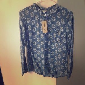Splendid denim chambray button down